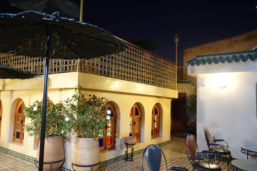 Dar Al Madina Al Kadima Hotel Fez Exterior foto
